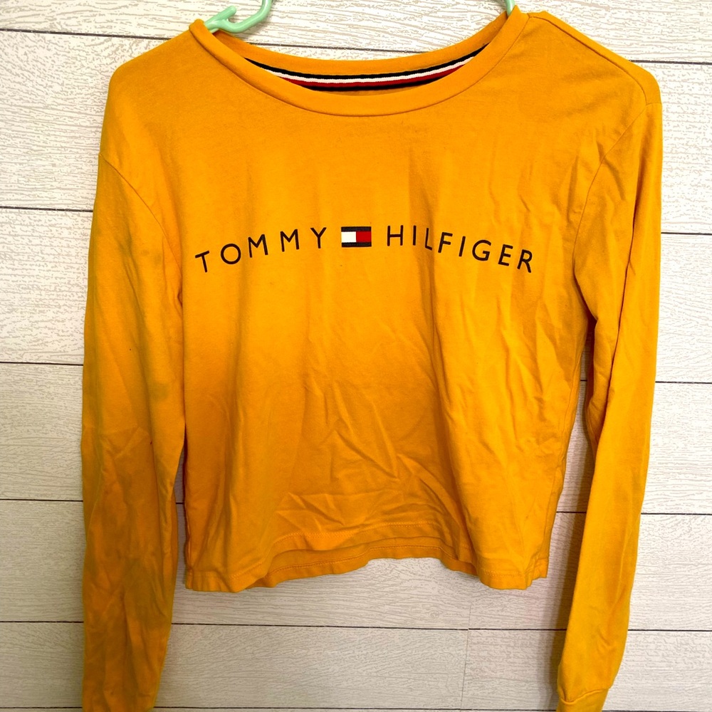 TH shirt